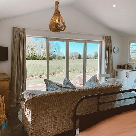 Te Ataahua Guesthouse เกรย์ทาวน์ ภายนอก รูปภาพ